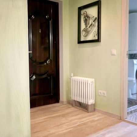 Prime 2Br/Ba Apt Next To Main Station & Olympic Center Лиепая Экстерьер фото